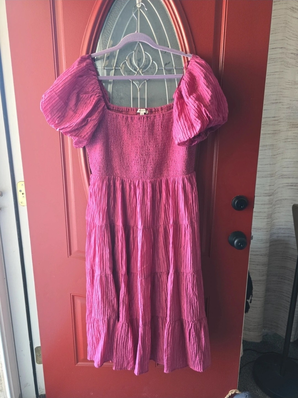 Francesca's Collections Magenta Puff-Sleeve Tiered Dress